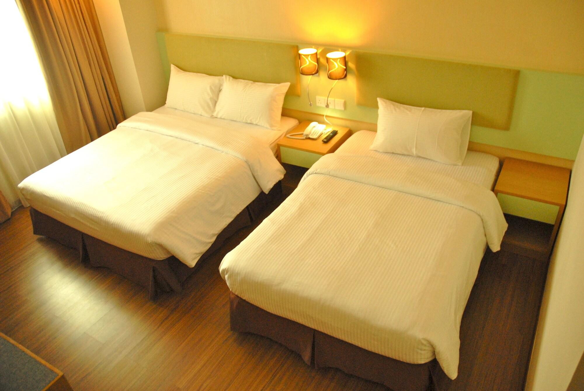 The Pavilion Hotel Sandakan Exterior photo