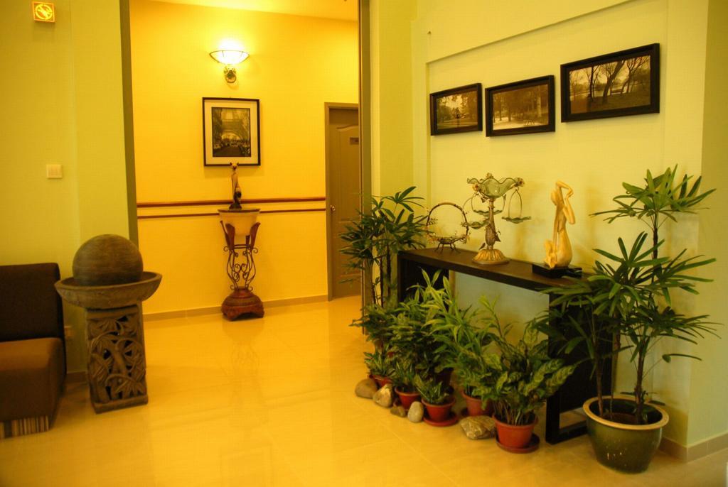 The Pavilion Hotel Sandakan Exterior photo