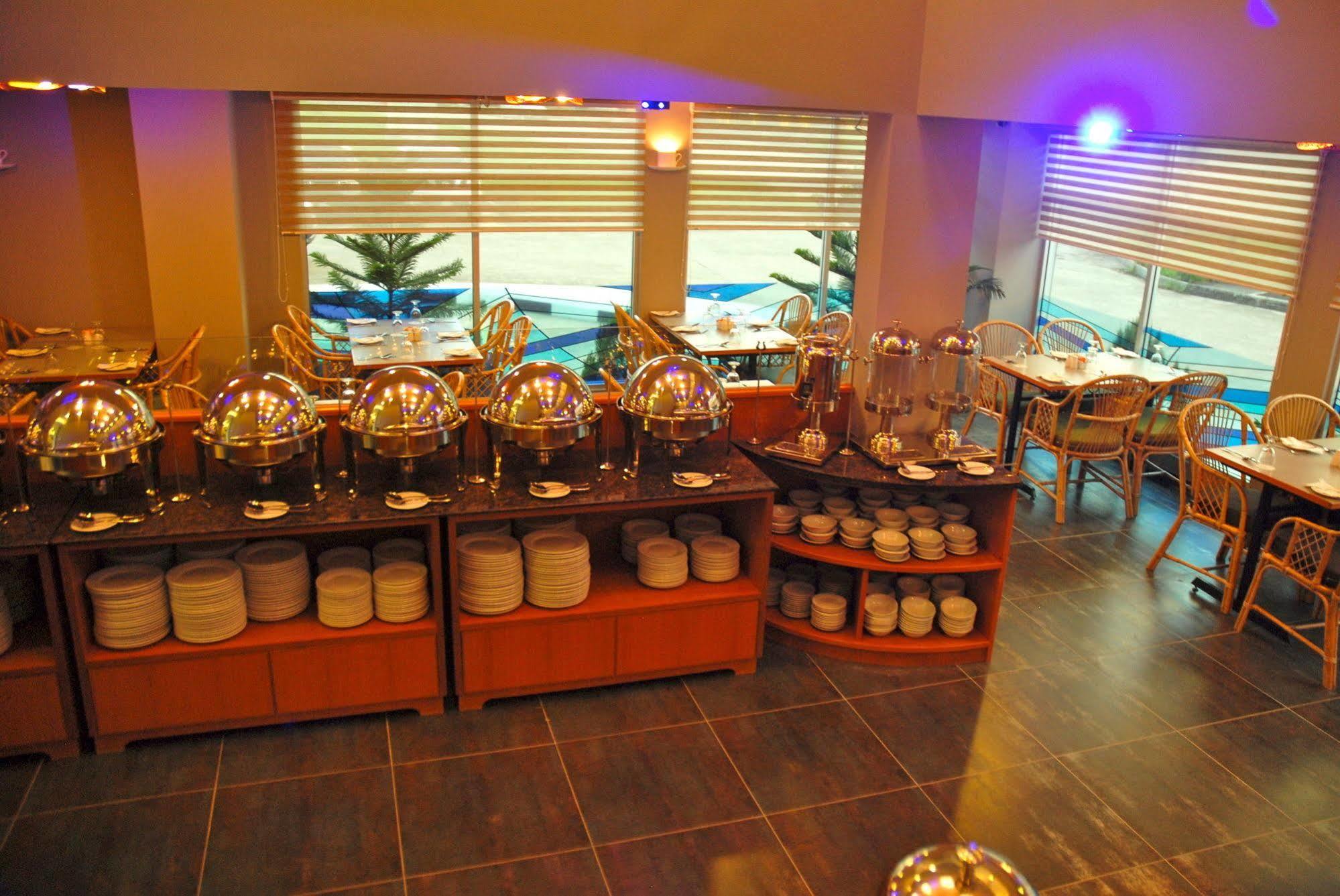 The Pavilion Hotel Sandakan Exterior photo