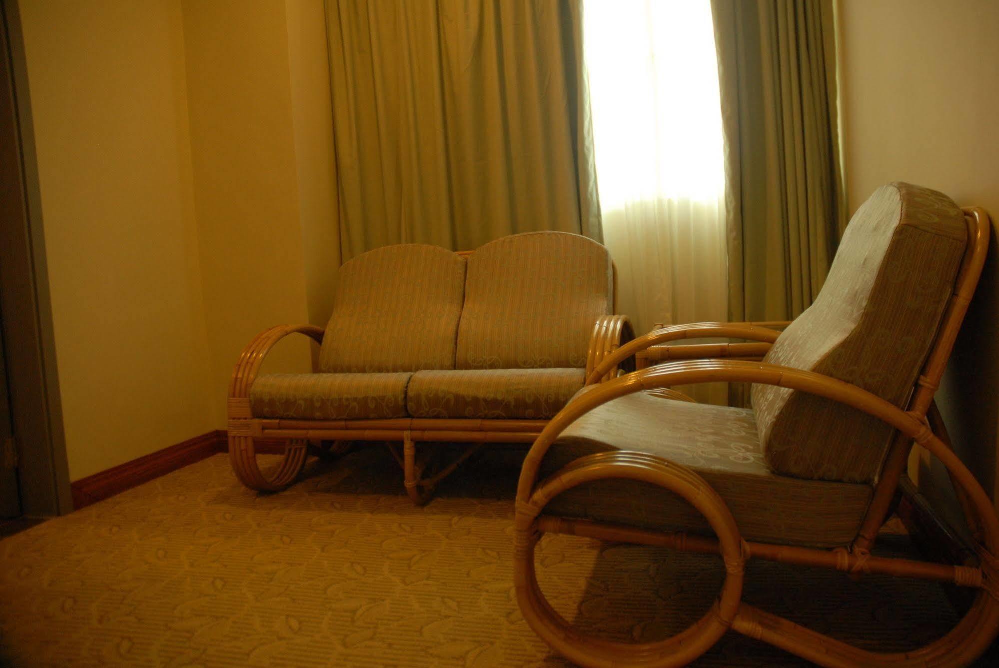 The Pavilion Hotel Sandakan Exterior photo